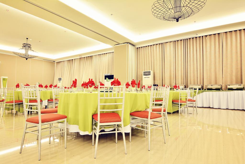 Citystate Asturias Hotel Palawan Puerto Princesa Kültér fotó